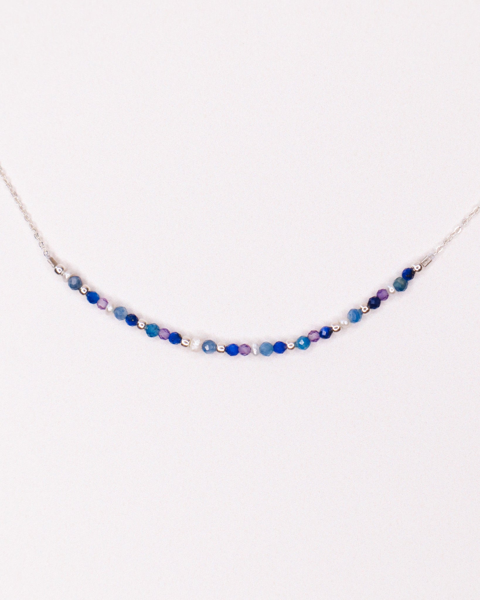 Andromede - Collier court femme pierres lapis lazuli amethyste perle de culture or argent