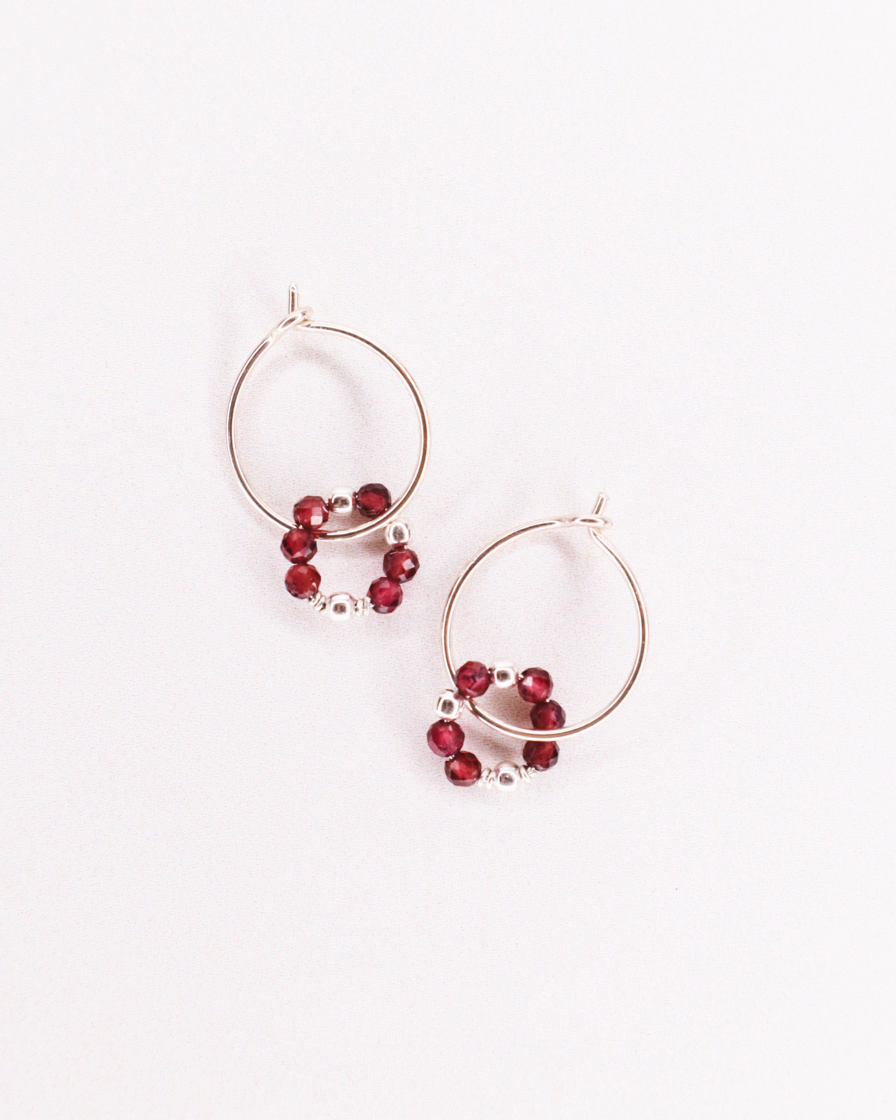 Argana - Boucles d'oreilles creoles personnalisables pierres precieuses de naissance or ou argent