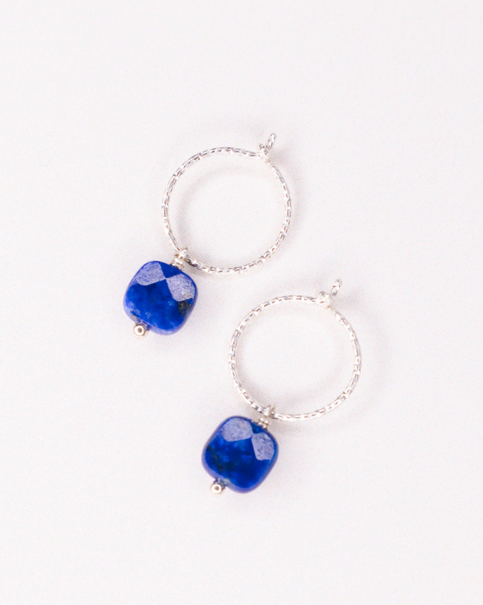 Bulle - Boucles d'oreilles creoles diamantees pampilles lapis lazuli bleu or ou argent