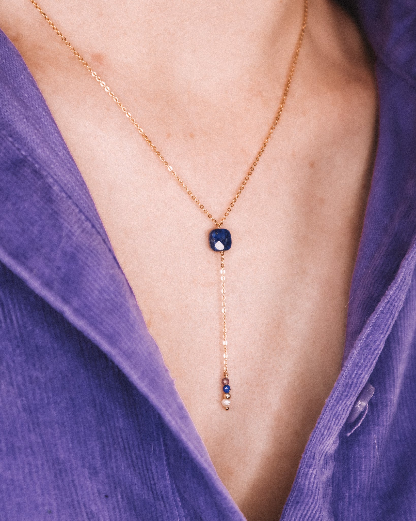 Iris - collier femme pendant cravate or ou argent et lapis lazuli