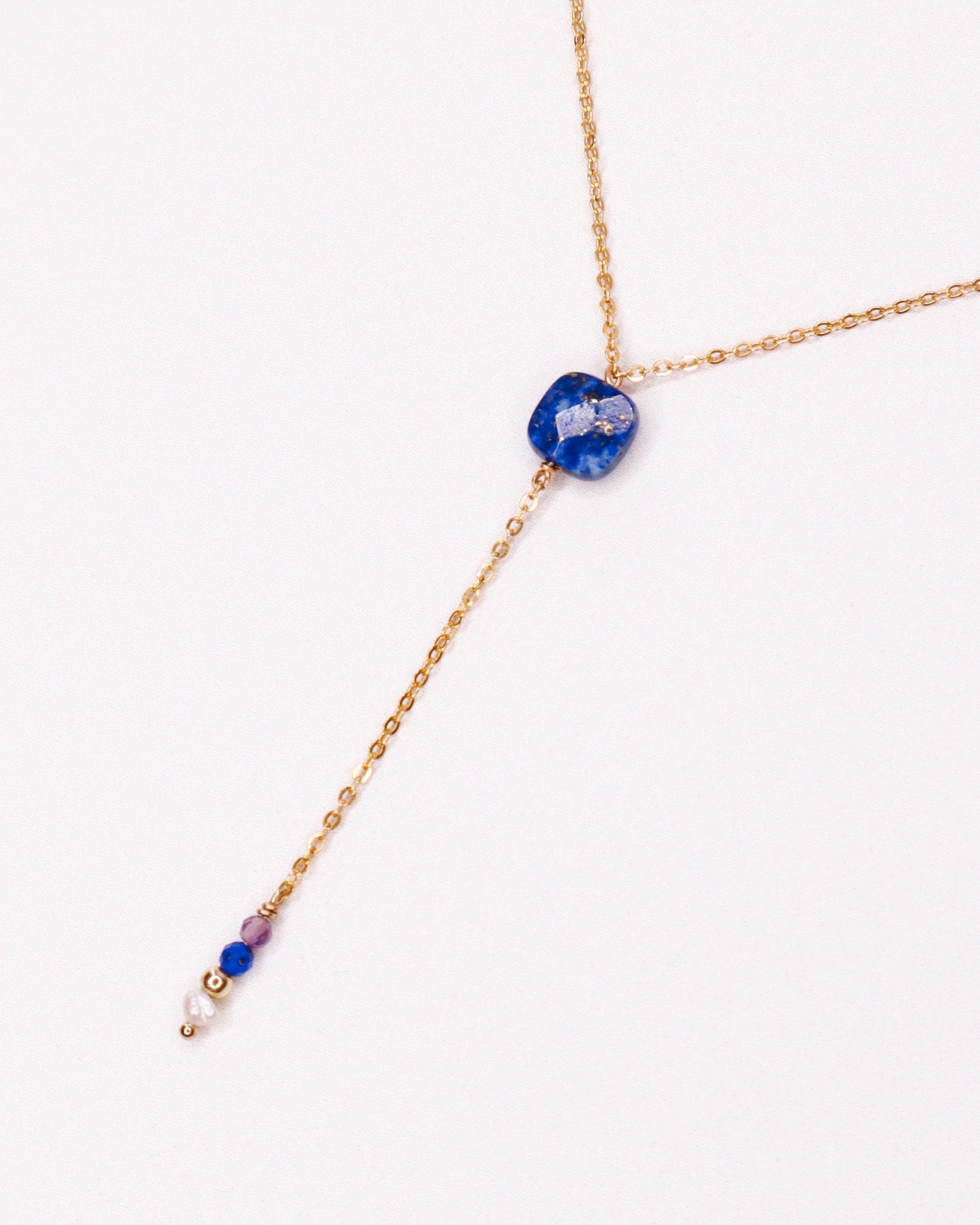 Iris - collier femme pendant cravate or ou argent et lapis lazuli
