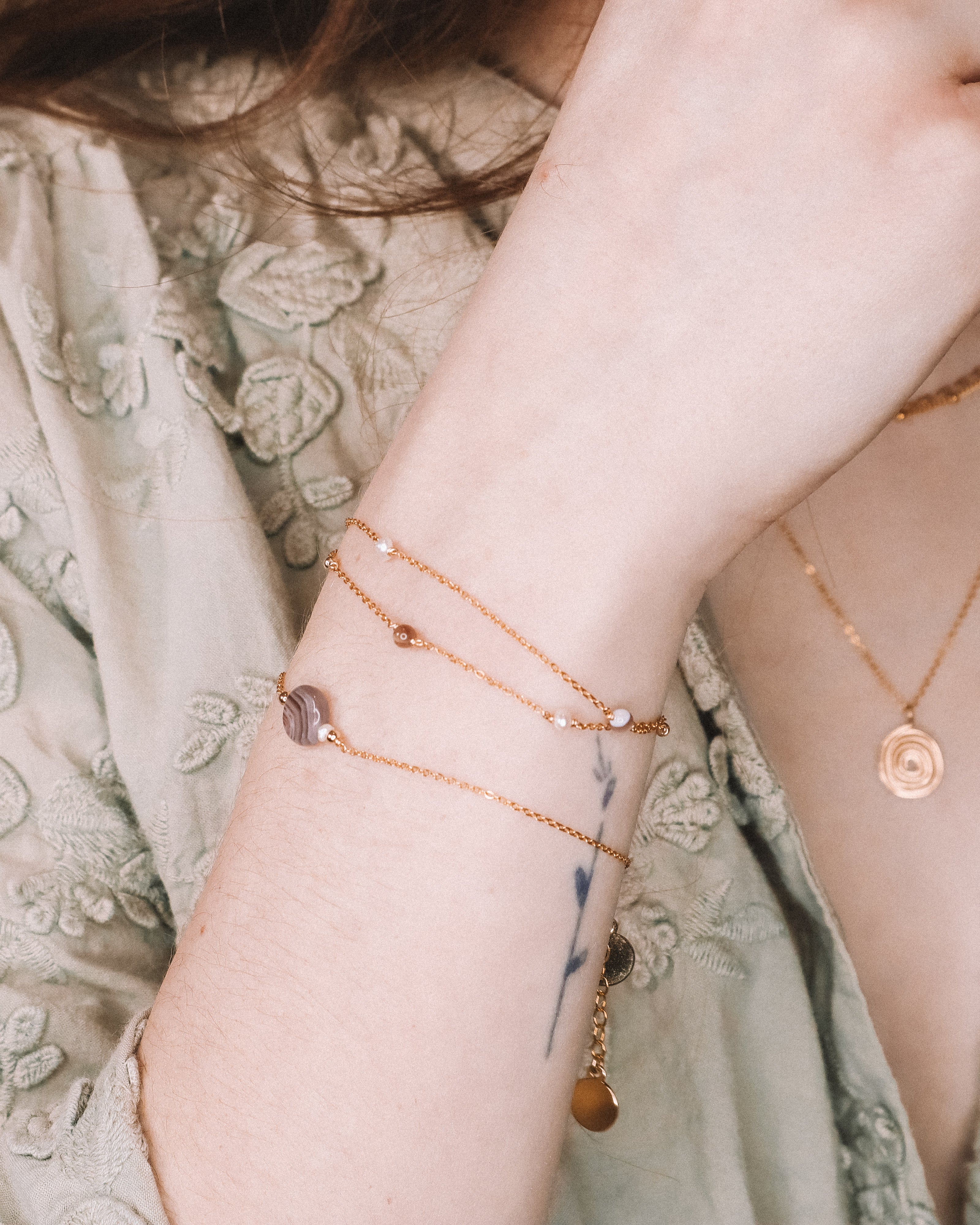 Limbe - bracelet femme double chaine perle de culture agate or ou argent