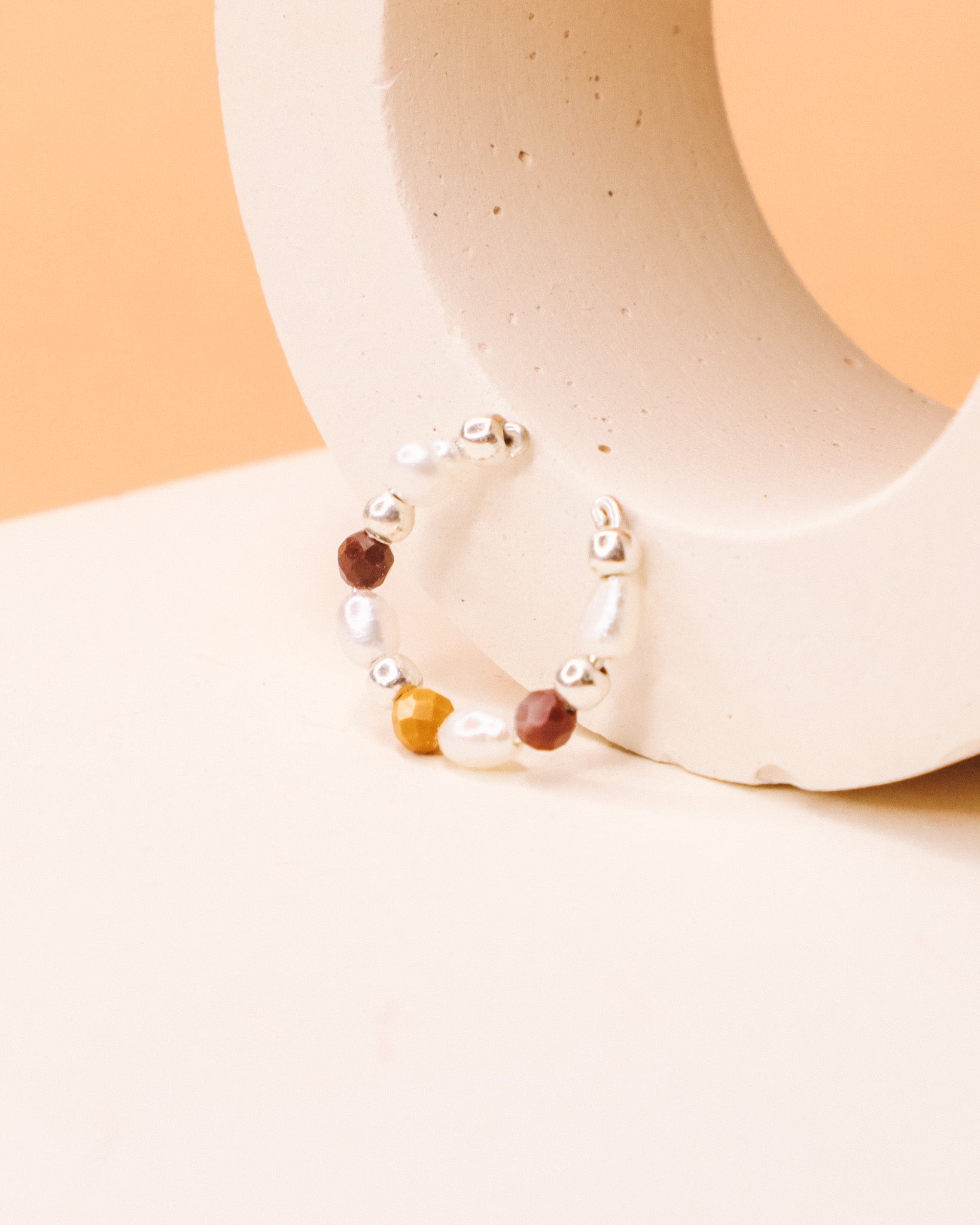 Maria - Faux piercing boucle d'oreille perle de culture jaspe or argent