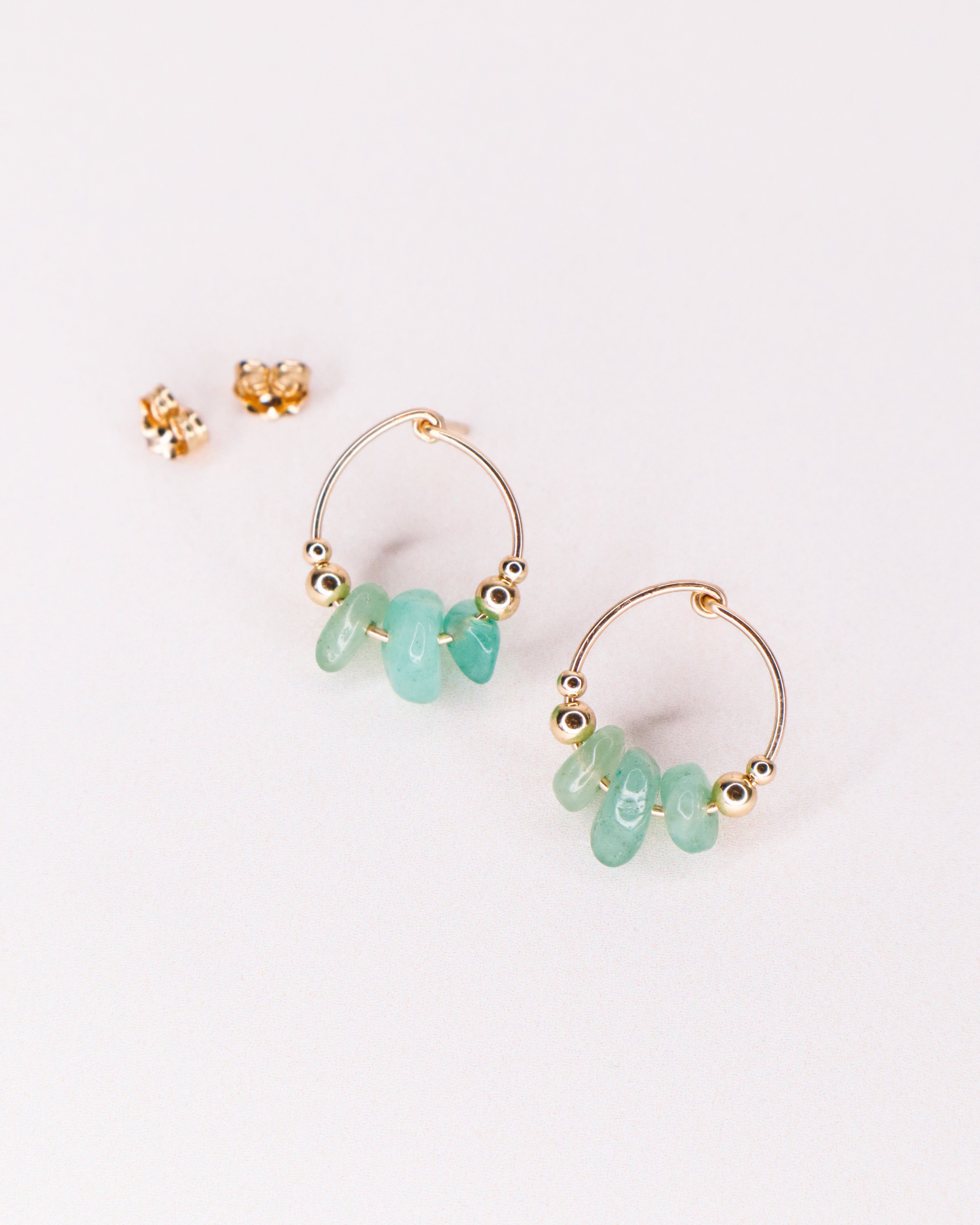 Nahon vert - Boucles d'oreilles femme puces rondes aventurine verte or argent