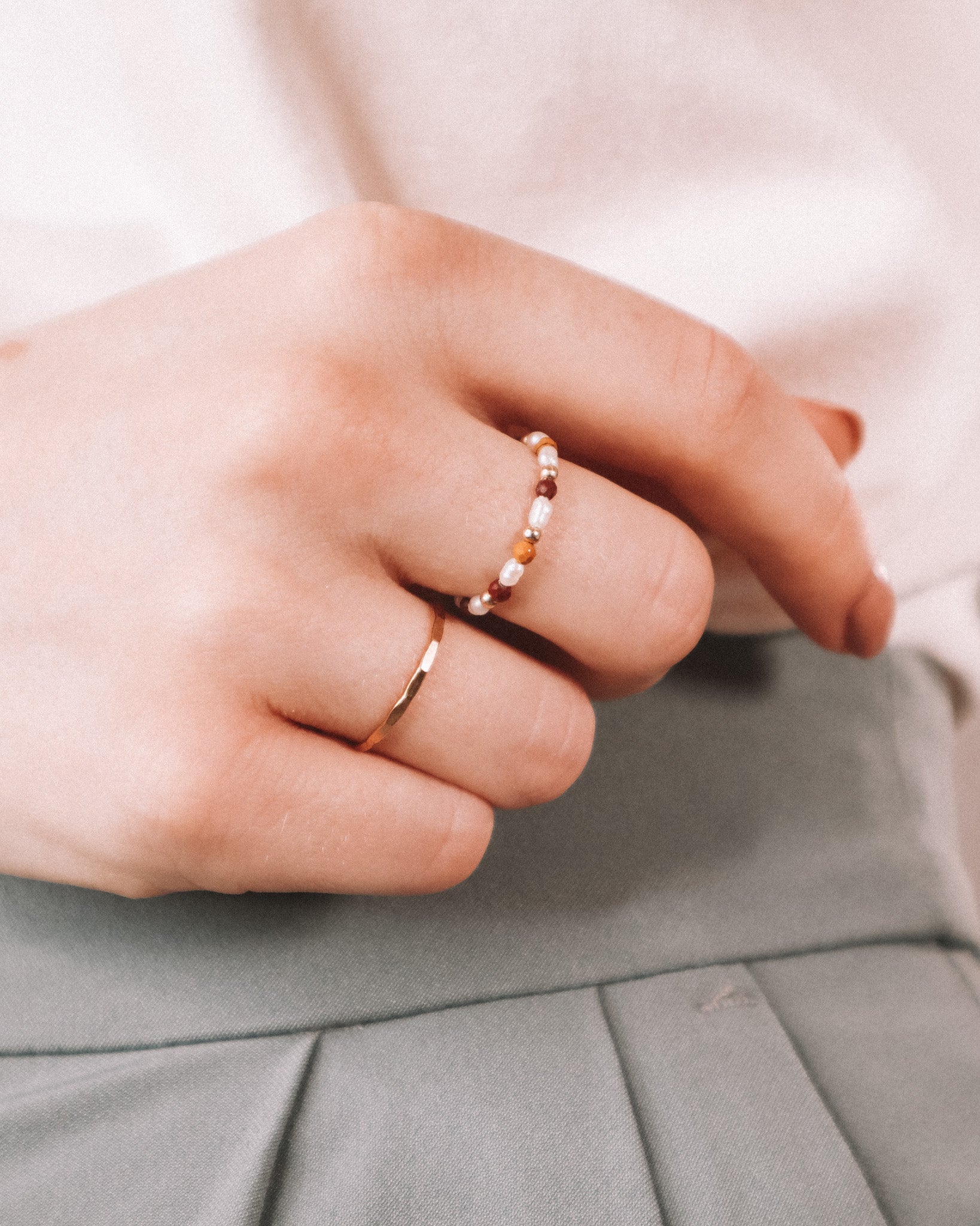 Po - bague martelee fine or ou argent
