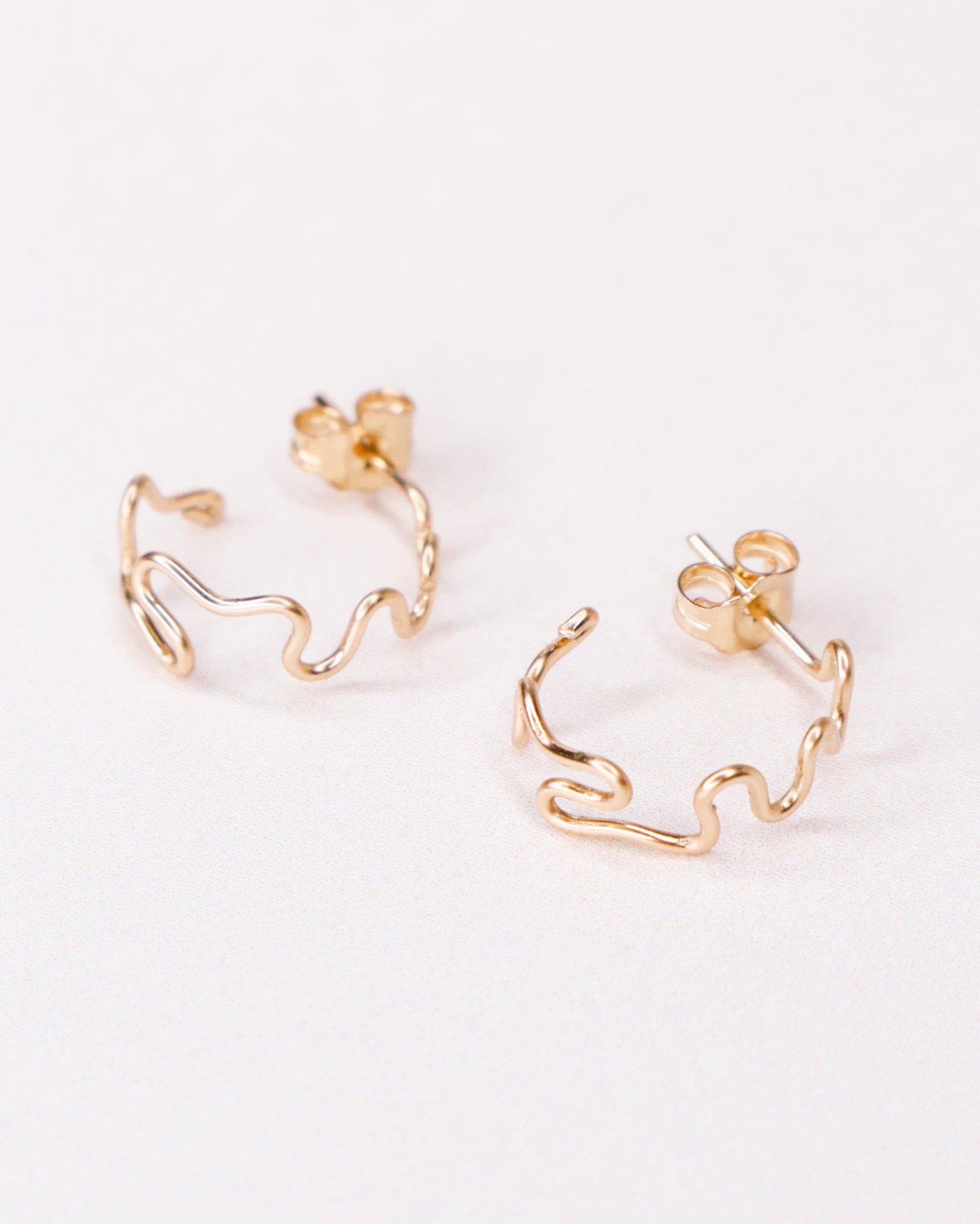 Amazone - Boucles d'oreilles creoles serpent en or et argent 