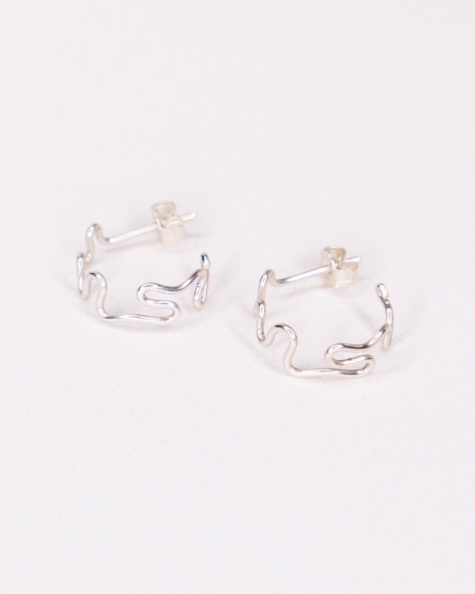 Amazone - Boucles d'oreilles creoles serpent en or et argent 