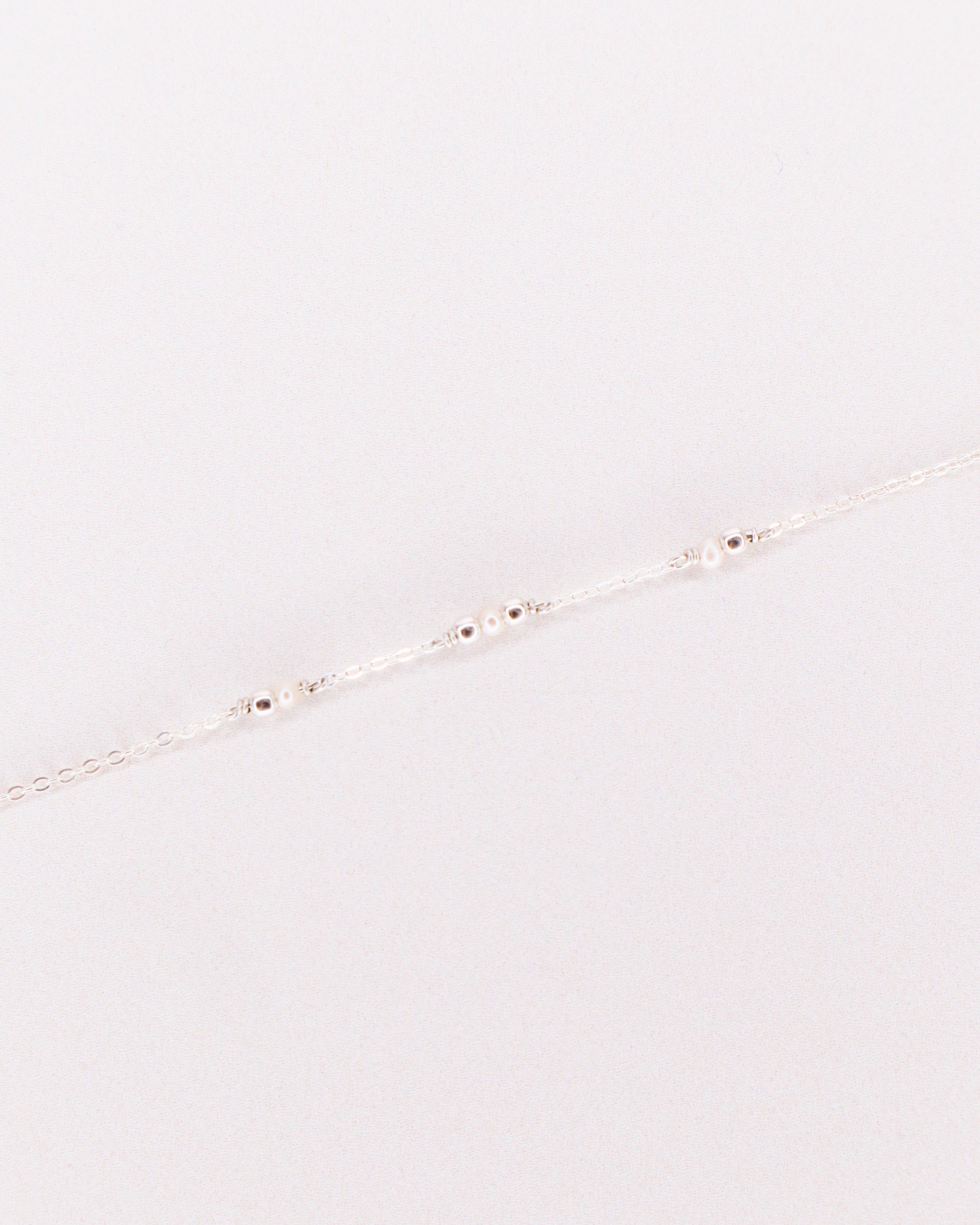 Aube - Bracelet femme personnalisable pierres precieuses de naissance or ou argent 