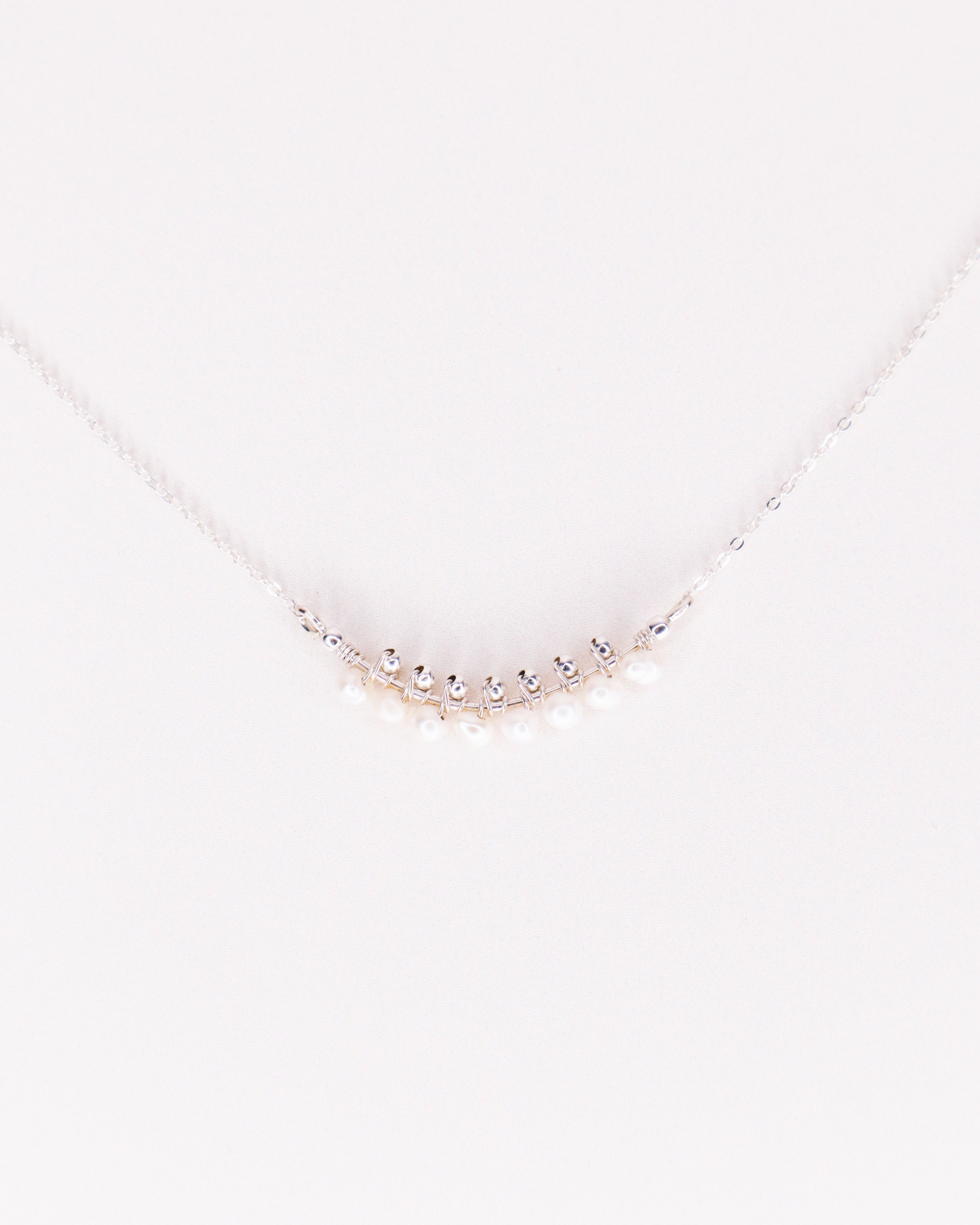 Aulne blanc - Collier femme tissage perles de culture or ou argent 