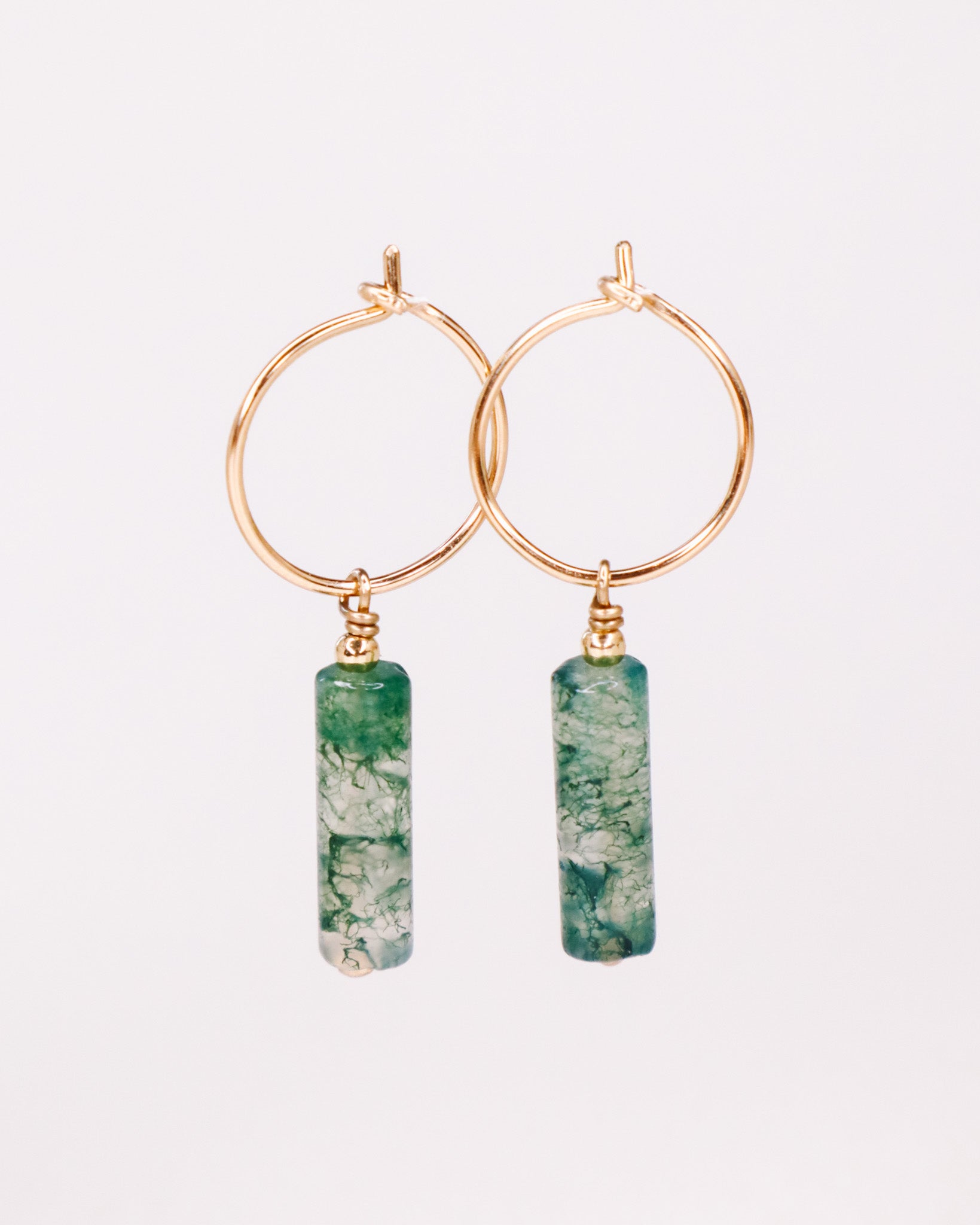 Betula - Boucles d'oreilles creoles pampilles agate mousse verte or ou argent 