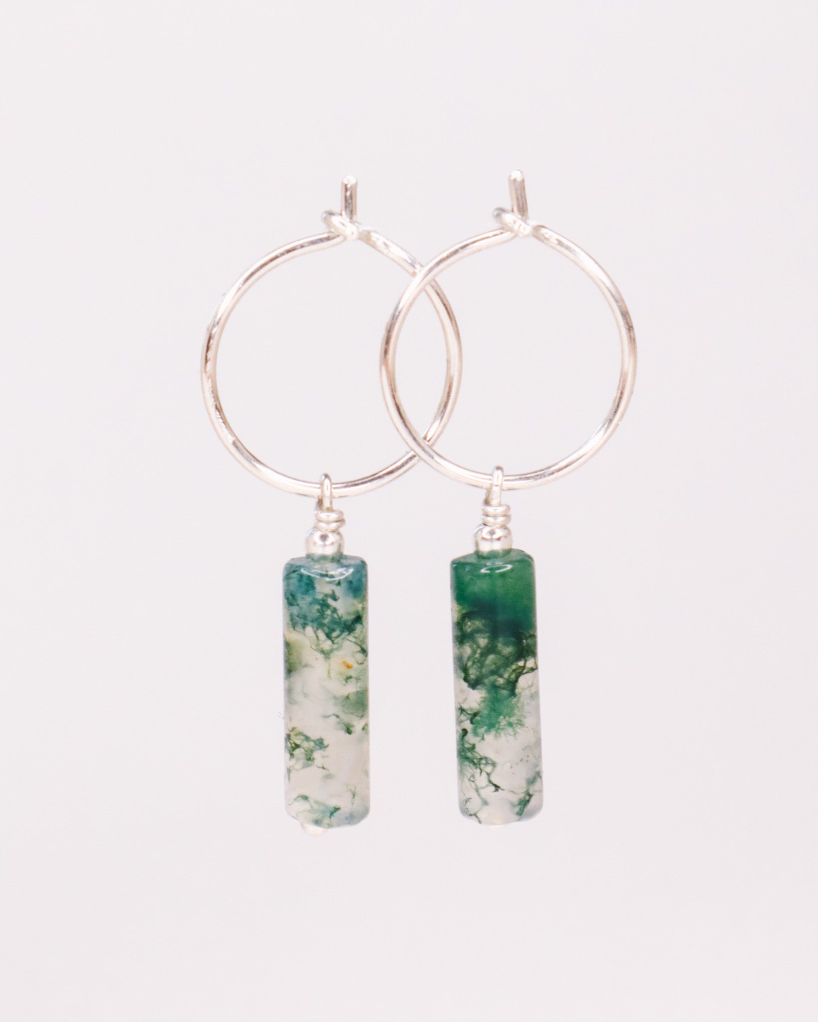 Betula - Boucles d'oreilles creoles pampilles agate mousse verte or ou argent 