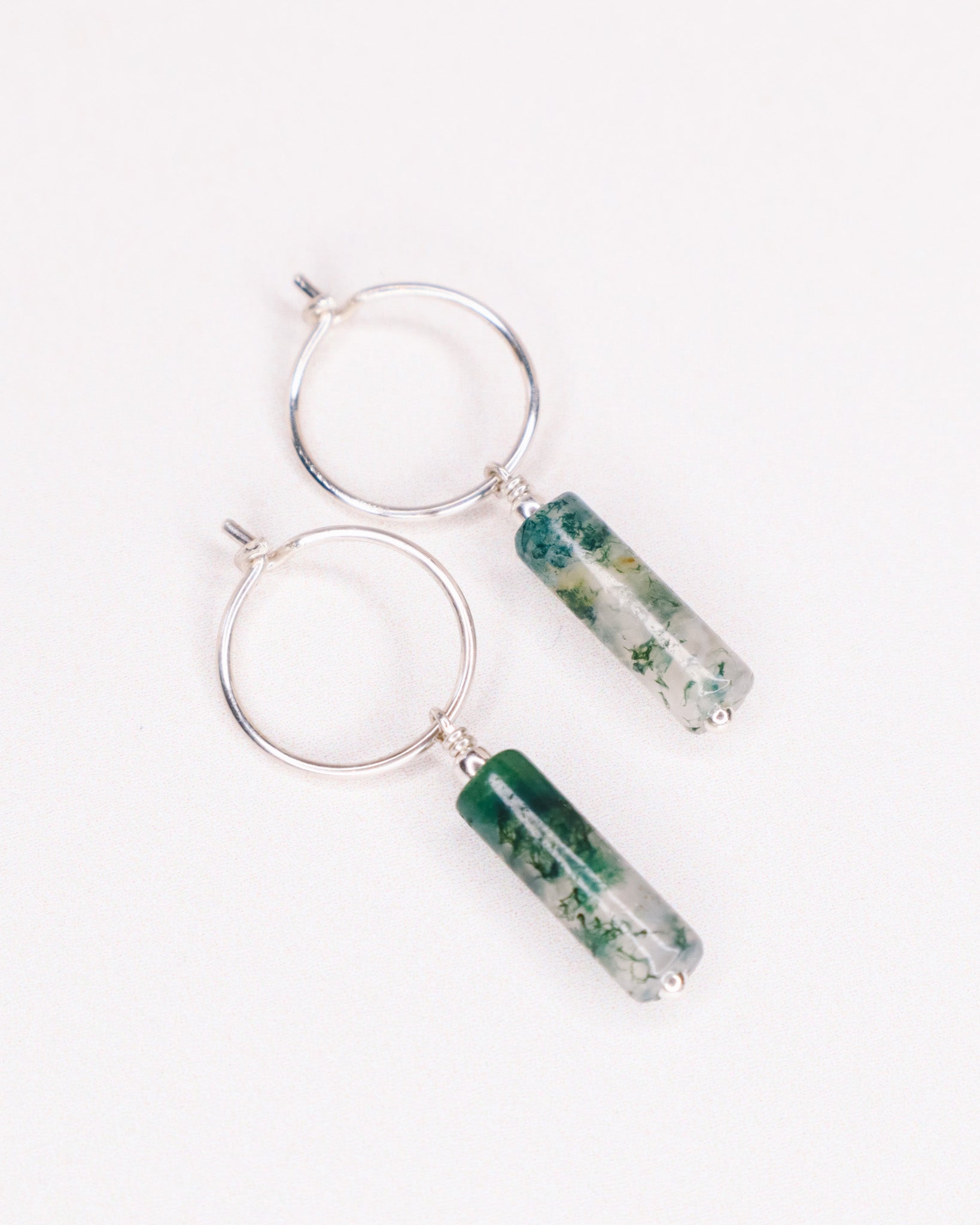 Betula - Boucles d'oreilles creoles pampilles agate mousse verte or ou argent 
