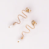 Delphes - Boucles d'oreilles pendantes serpent perle de culture or argent 
