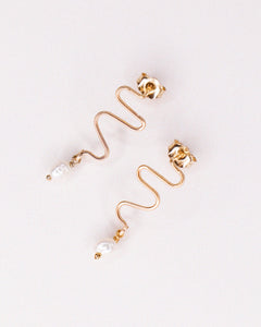 Delphes - Boucles d'oreilles pendantes serpent perle de culture or argent 
