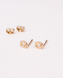 Olive - Boucles d'oreilles puces or ou argent 