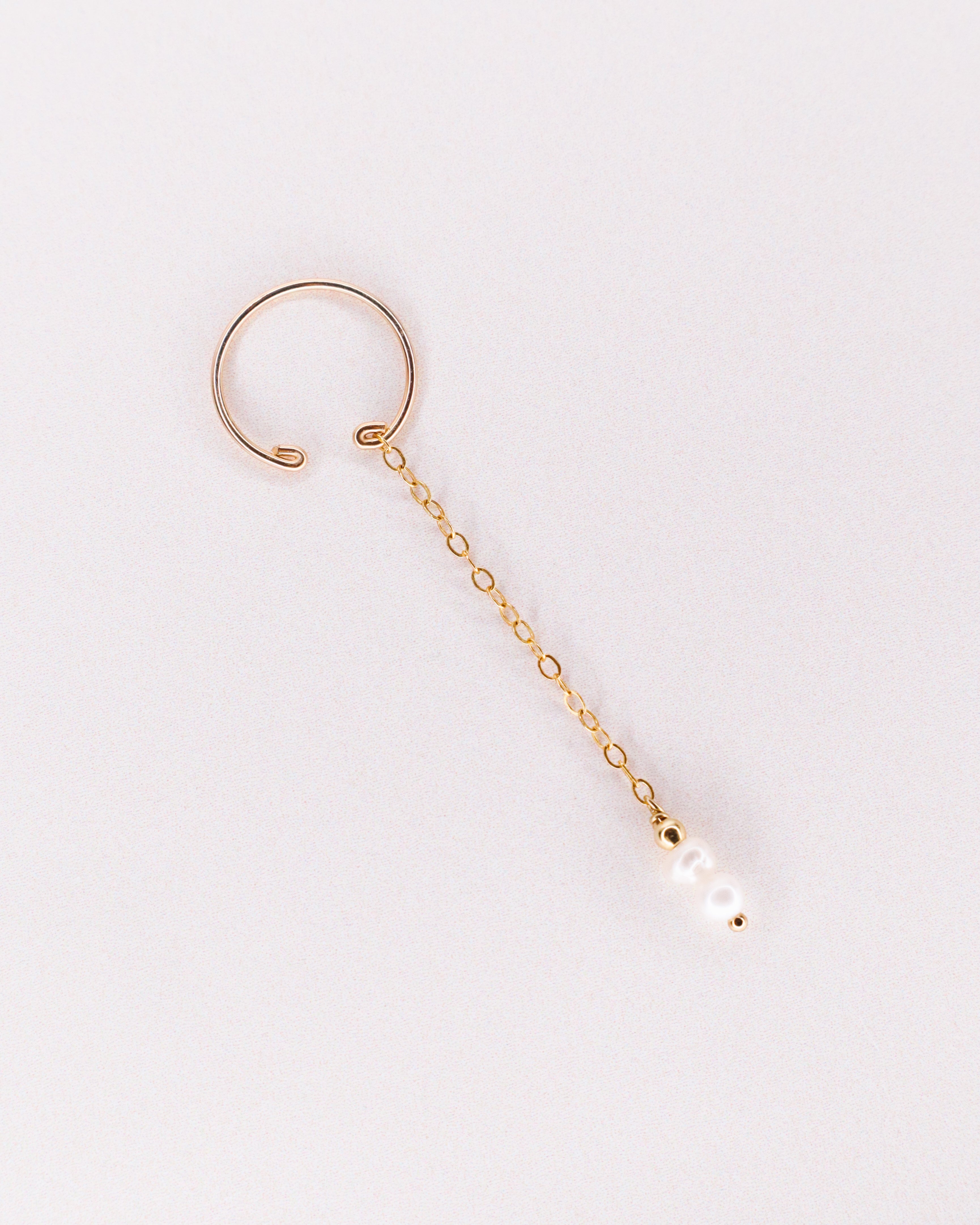 Orne blanc - faux piercing boucle d'oreille chaine perle de culture or argent 