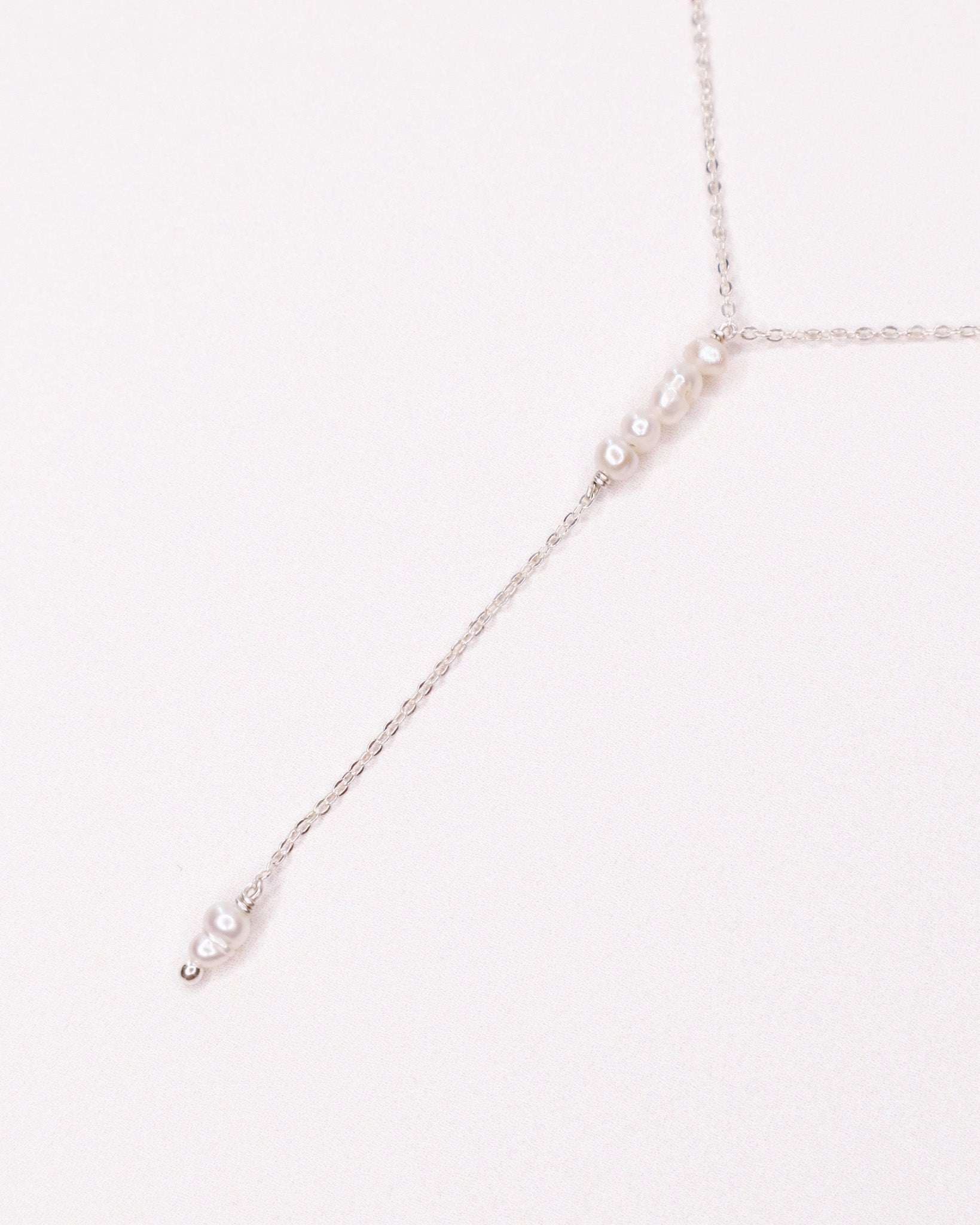 Usnea - collier femme pendant perles de culture or laminé ou argent
