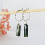 Betula - Boucles d'oreilles creoles pampilles agate mousse verte or ou argent 