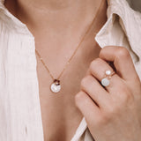 Pangaea - Collier personnalisable lettre et pierre precieuses de naissance et nacre or ou argent 